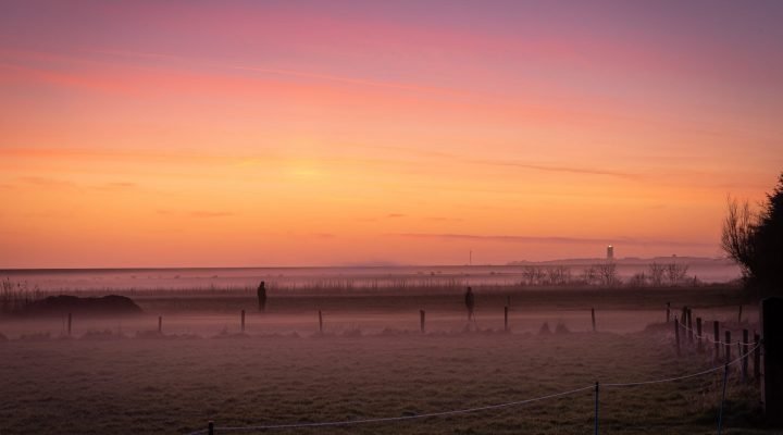 Landschapsfotografie - Een prachtige zonsondergang richting de Brandaris op Terschelling